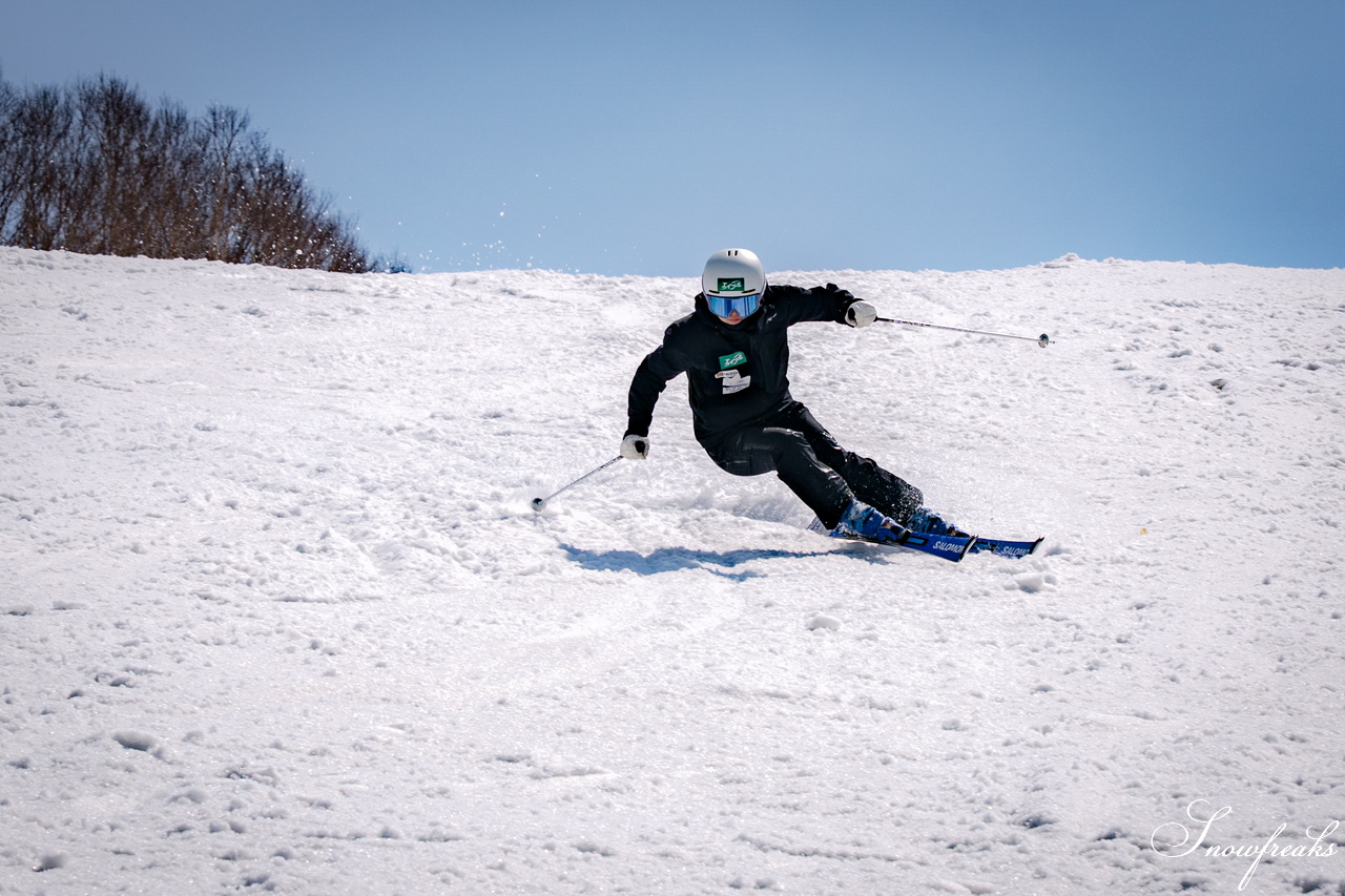 キロロリゾート｜ポカポカ陽気で絶好の春スキー日和♪こんな日は、みんなで思いっきり春雪を満喫しましょう！